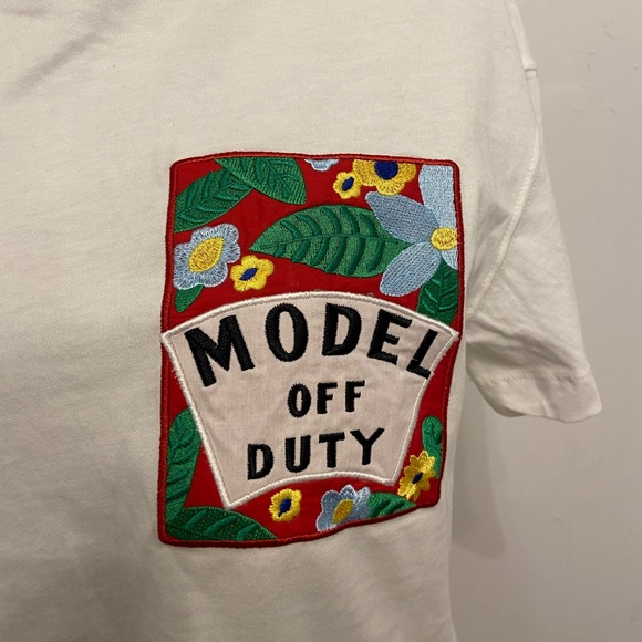 2/$15 Zara “Model Off Duty” White Tee - Picture 2 of 7